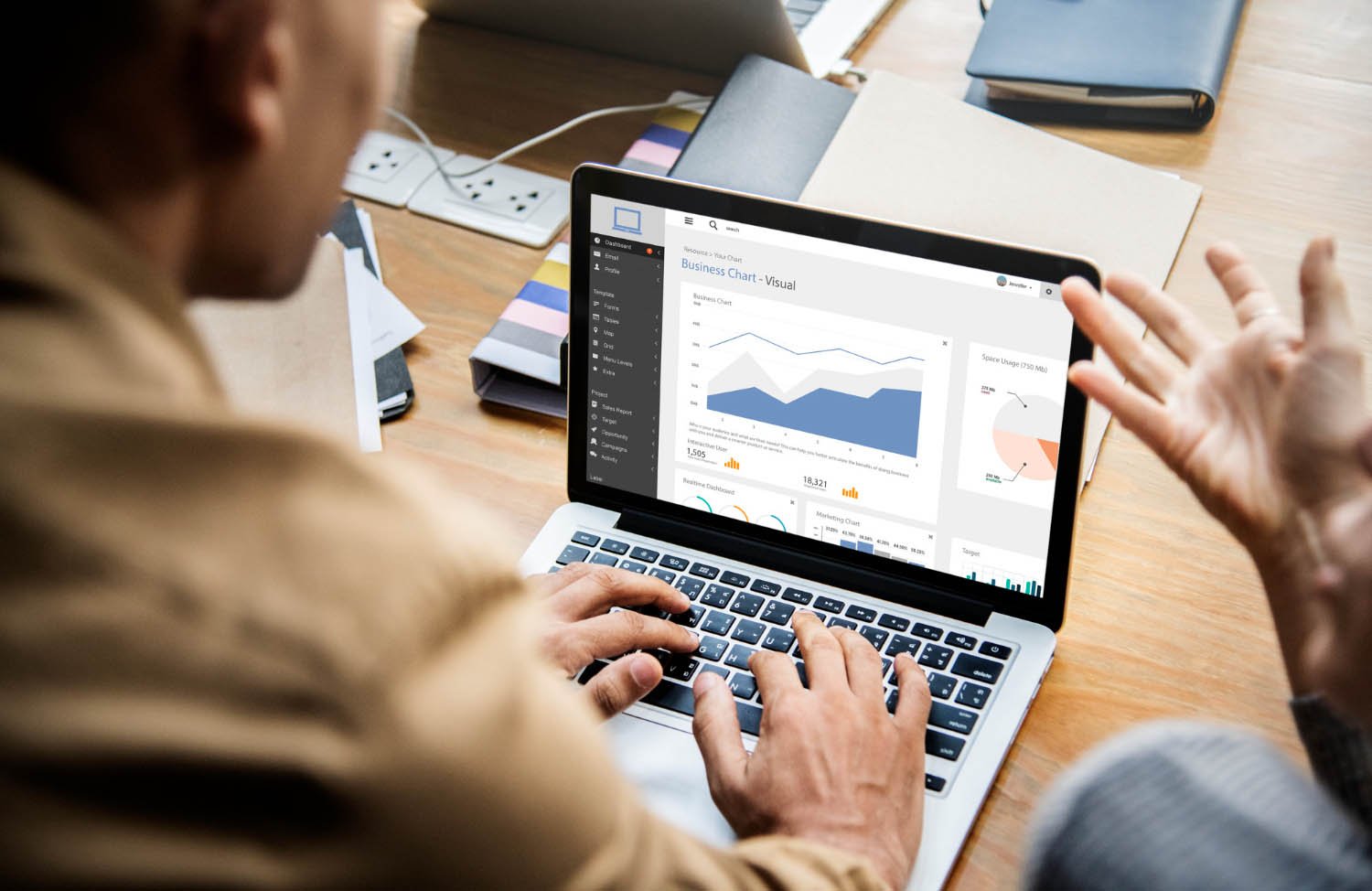 Tracking et analytics<br />
